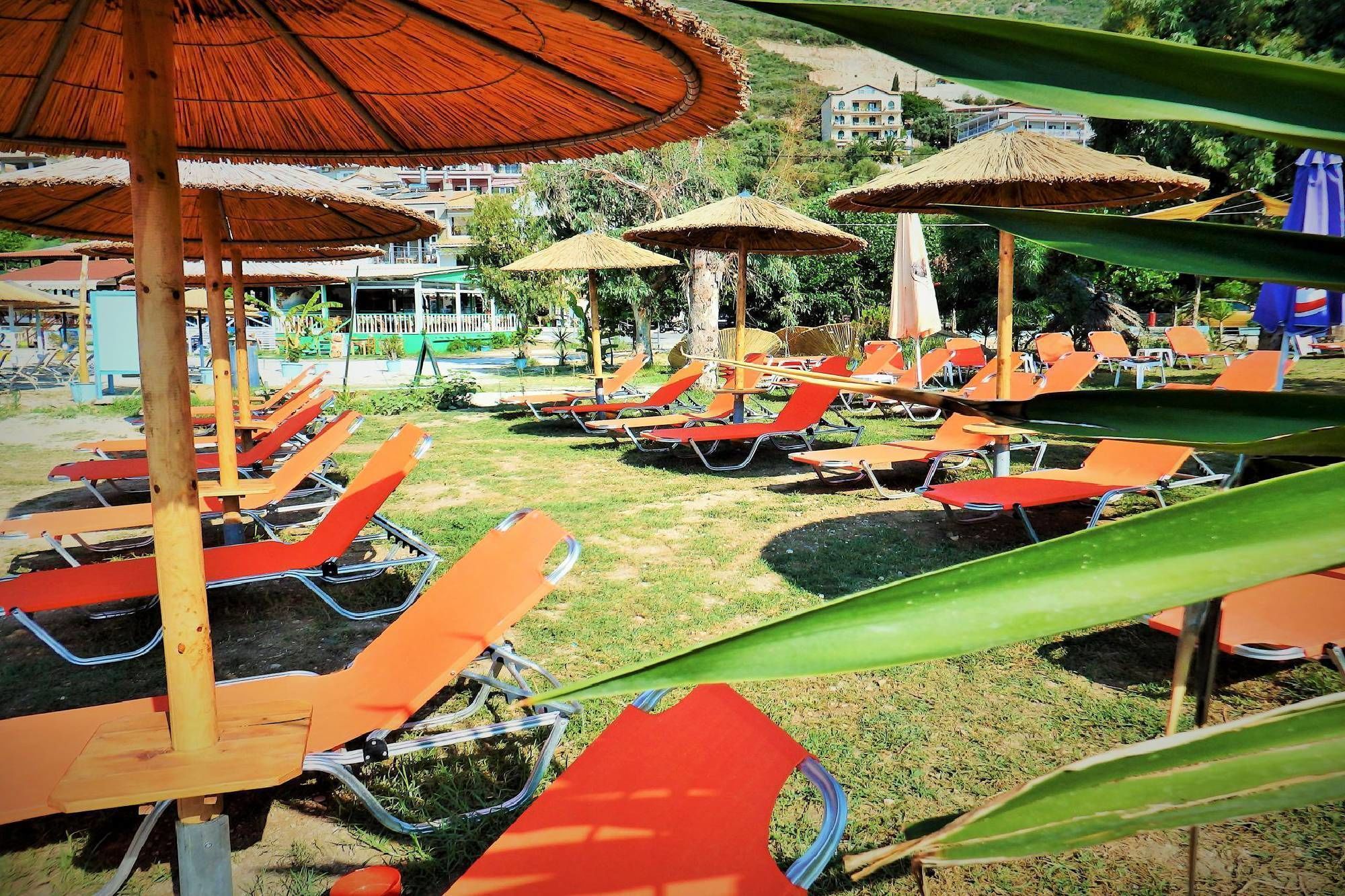 Nefeli Wind Club Aparthotel Василики Екстериор снимка